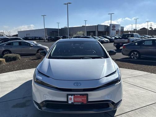 2023 Toyota Prius XLE