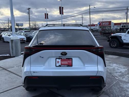 2026 Toyota bZ XLE Plus