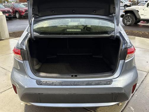 2022 Toyota Corolla Hybrid LE