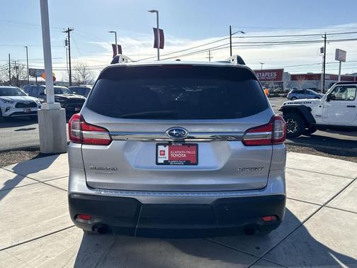 2019 Subaru Ascent Base 8-Passenger