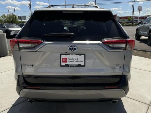 2024 Toyota RAV4 Hybrid SE