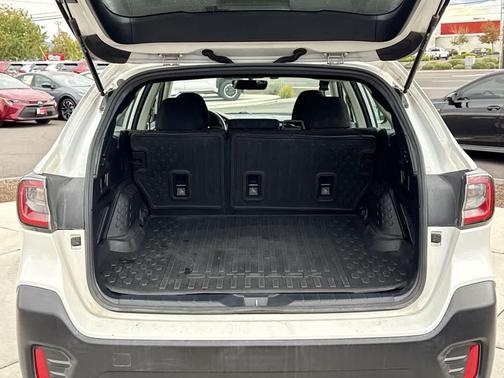 2021 Subaru Outback Base