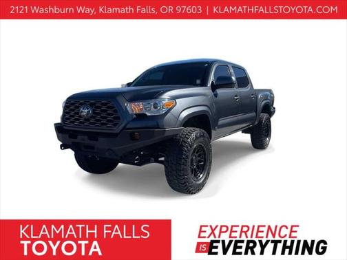 2022 Toyota Tacoma SR