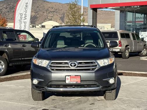 2012 Toyota Highlander SE