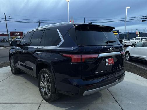 2023 Toyota Sequoia Capstone