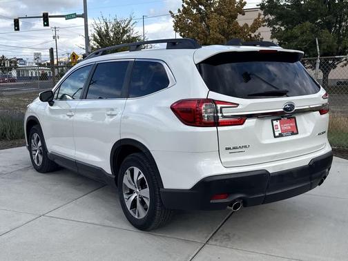 2023 Subaru Ascent Premium 8-Passenger