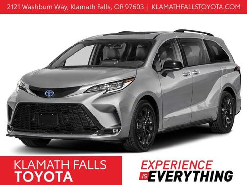 2023 Toyota Sienna XSE 7 Passenger