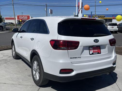 2020 Kia Sorento LX