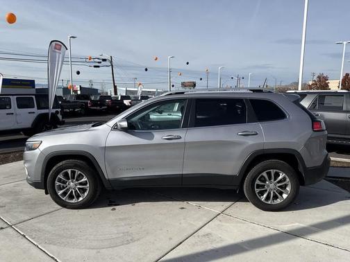 2019 Jeep Cherokee Latitude Plus