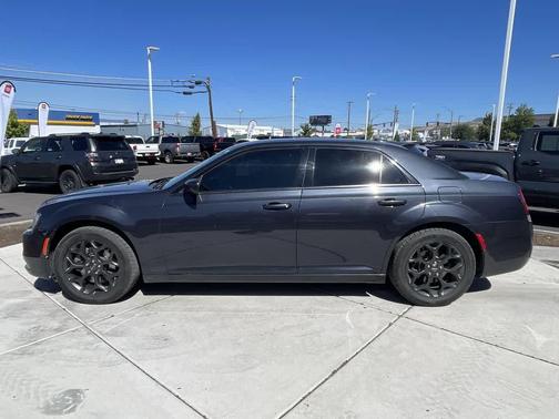 2019 Chrysler 300 S