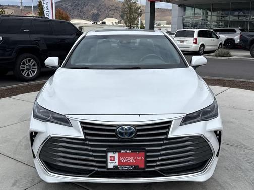 2019 Toyota Avalon Hybrid Limited