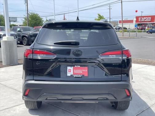 2023 Toyota Corolla Cross XLE