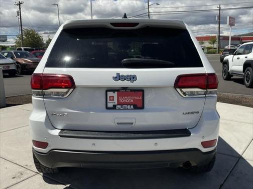 2022 Jeep Grand Cherokee Laredo