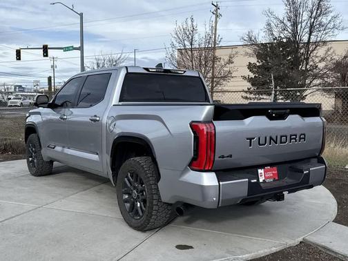 2024 Toyota Tundra Platinum