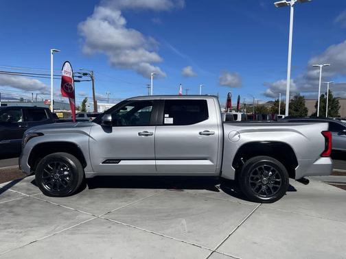 2024 Toyota Tundra Platinum
