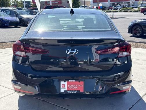 2019 Hyundai ELANTRA SEL