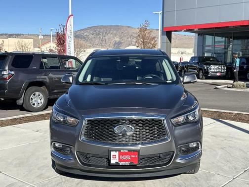 2017 INFINITI QX60 Base