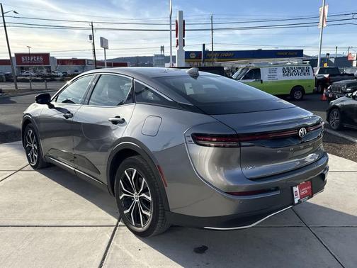 2023 Toyota Crown Limited