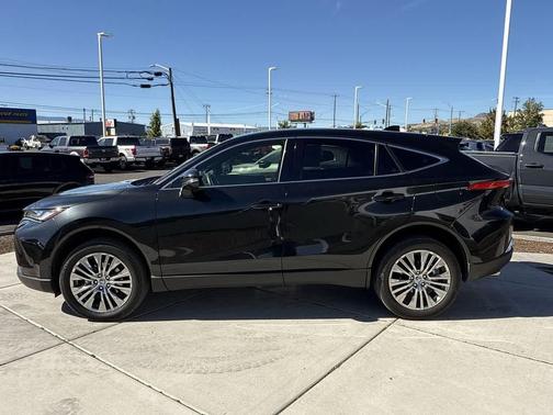 2022 Toyota Venza Limited