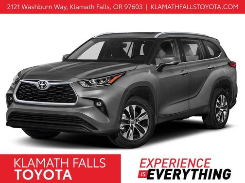 Magnetic Gray Metallic 2021 Toyota Highlander XLE