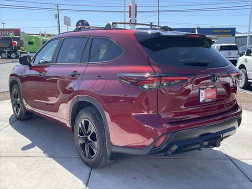 2024 Toyota Highlander Hybrid XLE