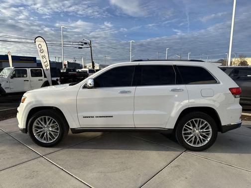 2017 Jeep Grand Cherokee Summit