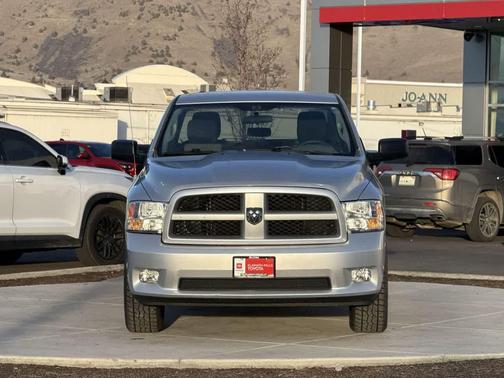 2012 RAM 1500 ST