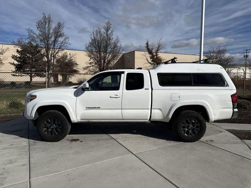 2020 Toyota Tacoma SR5