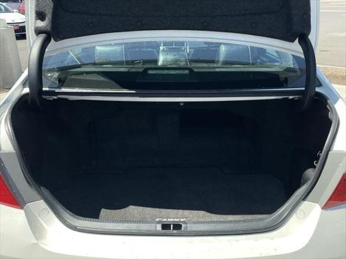 2016 Toyota Camry Hybrid SE
