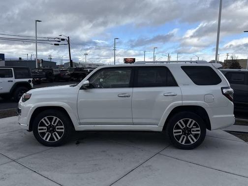 2023 Toyota 4Runner Limited
