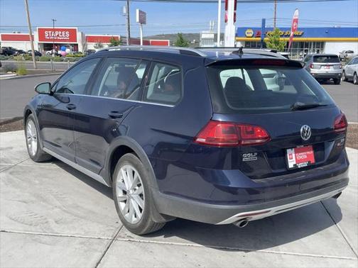 2017 Volkswagen Golf Alltrack TSI SE