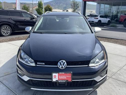 2017 Volkswagen Golf Alltrack TSI SE