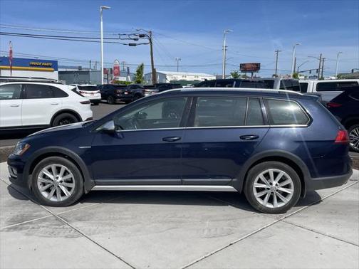 2017 Volkswagen Golf Alltrack TSI SE