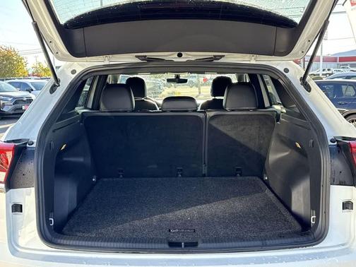 2022 Volkswagen Atlas Cross Sport 2.0T SE