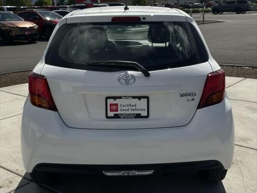 2015 Toyota Yaris LE