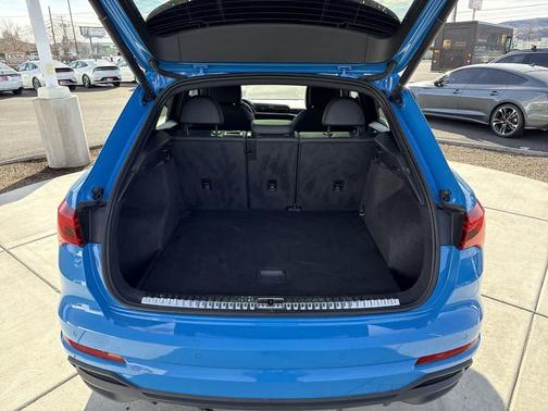 2023 Audi Q3 Premium 45 TFSI S line quattro Tiptronic