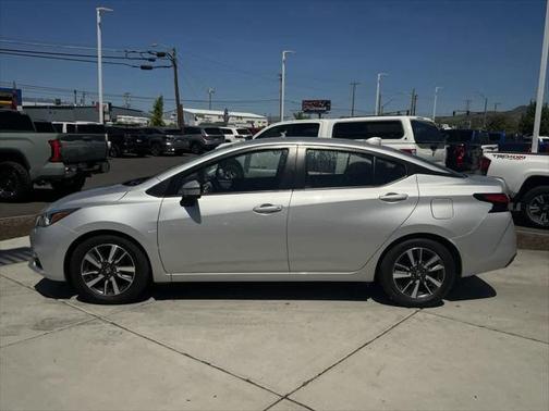 2021 Nissan Versa 1.6 SV
