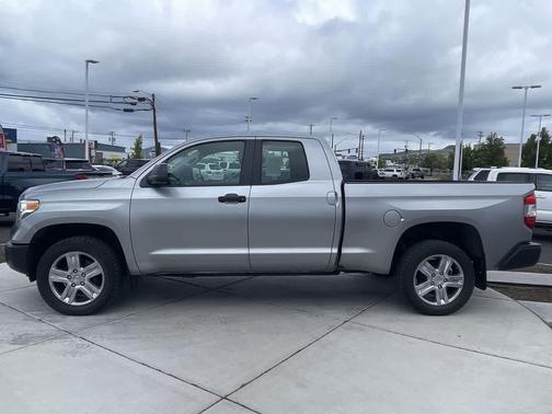 2014 Toyota Tundra SR