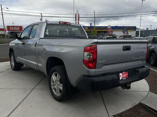 2014 Toyota Tundra SR