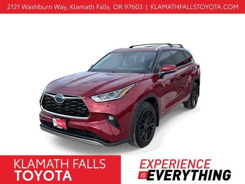 2022 Toyota Highlander Hybrid Platinum