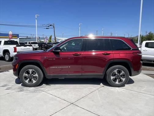 2023 Jeep Grand Cherokee 4xe Base
