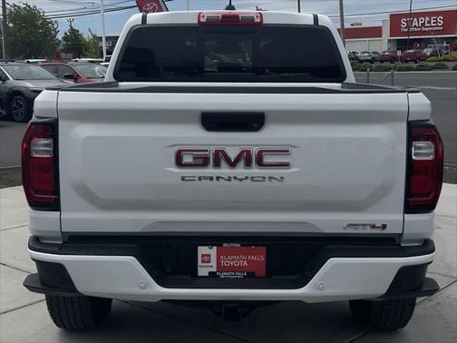 2024 GMC Canyon Base