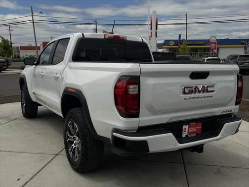 2024 GMC Canyon Base