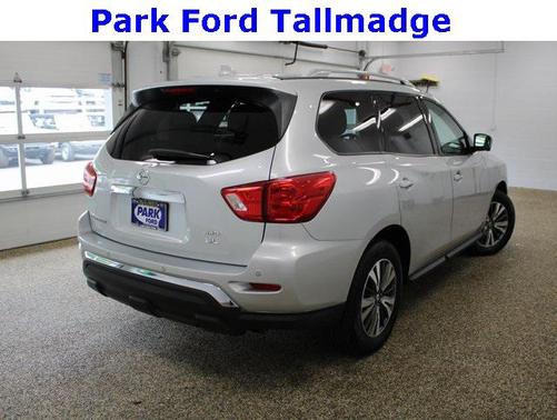 2020 Nissan Pathfinder SL 4WD