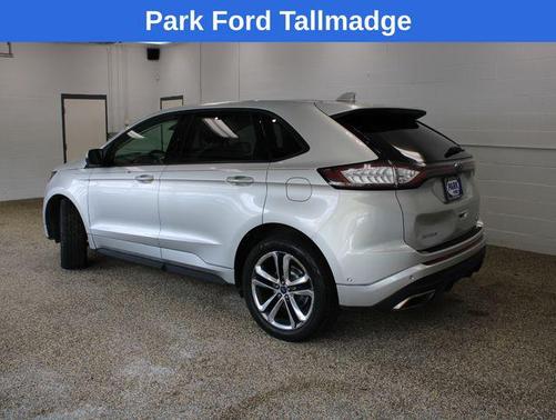 Ruby Red Metallic Tinted Clearcoat 2016 Ford Edge Sport