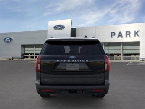 2025 Ford Expedition Max Active 4x4