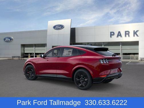 Molten Magenta Metallic Tinted Clearcoat 2025 Ford Mustang Mach-E GT