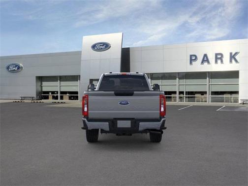 2025 Ford F-350 XLT