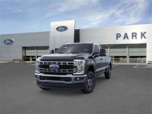 2025 Ford F-350 XLT