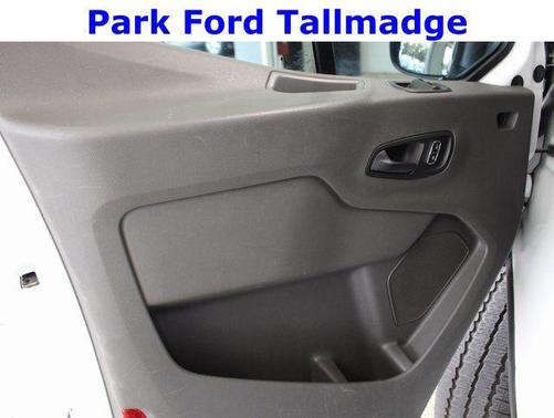 2022 Ford Transit-250 Base